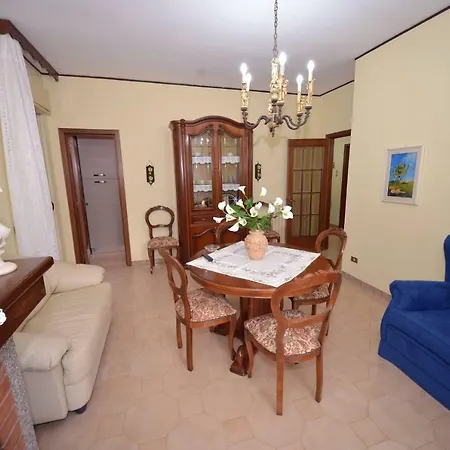 Casa Dina * ليتشي